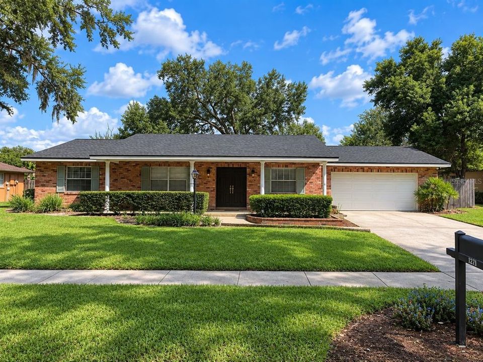 For Sale: $525,000 (4 beds, 2 baths, 1886 Square Feet)