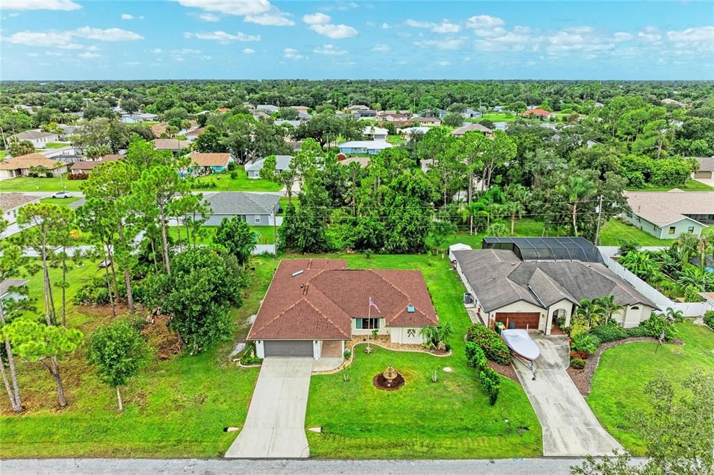 En Venta: $369,900 (4 camas, 2 baños, 2225 Pies cuadrados)