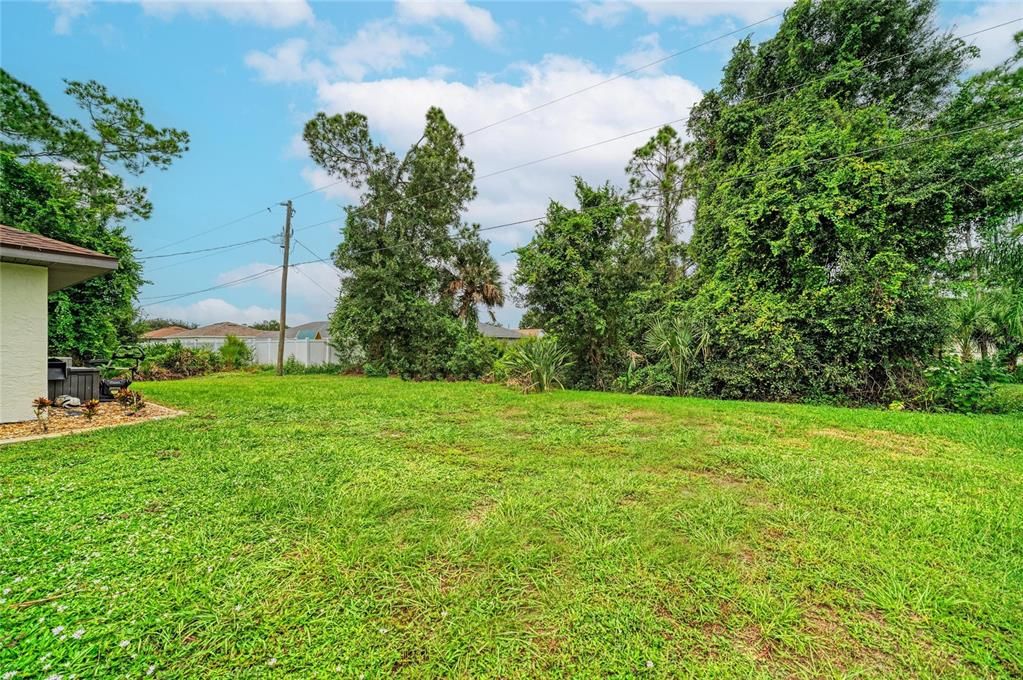 En Venta: $369,900 (4 camas, 2 baños, 2225 Pies cuadrados)