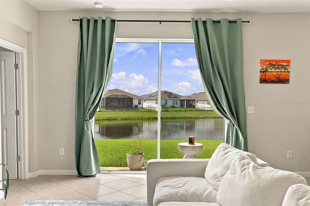 For Sale: $350,000 (3 beds, 2 baths, 1515 Square Feet)