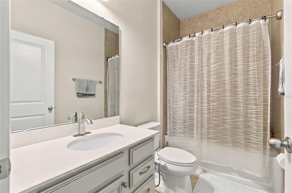 For Sale: $350,000 (3 beds, 2 baths, 1515 Square Feet)