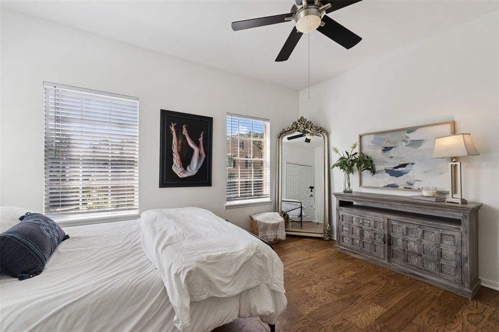 For Sale: $925,000 (3 beds, 2 baths, 3684 Square Feet)
