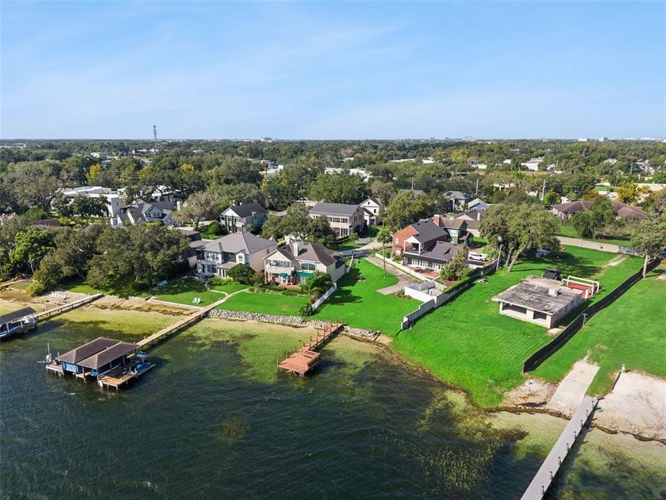 For Sale: $925,000 (3 beds, 2 baths, 3684 Square Feet)