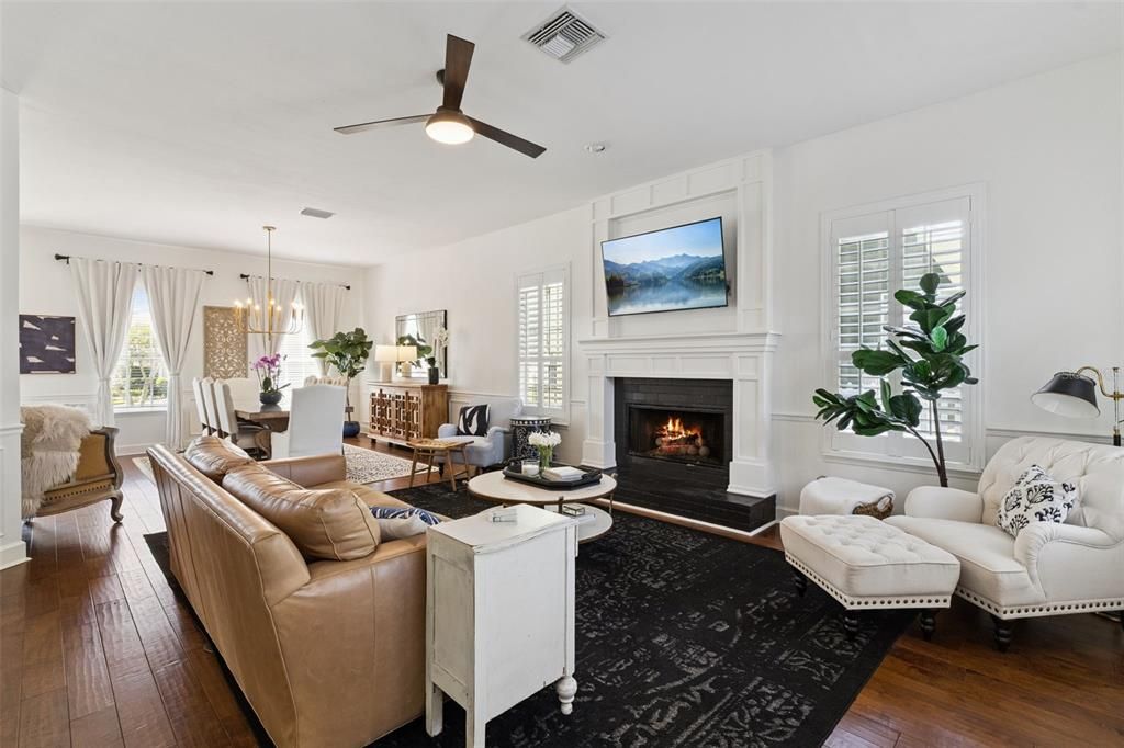 For Sale: $925,000 (3 beds, 2 baths, 3684 Square Feet)
