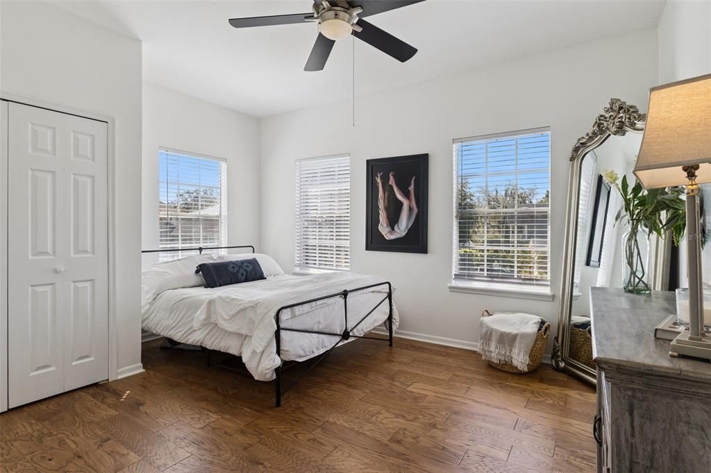 For Sale: $925,000 (3 beds, 2 baths, 3684 Square Feet)