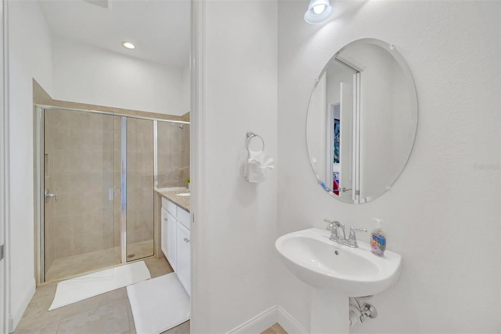 En Venta: $349,000 (3 camas, 2 baños, 1771 Pies cuadrados)