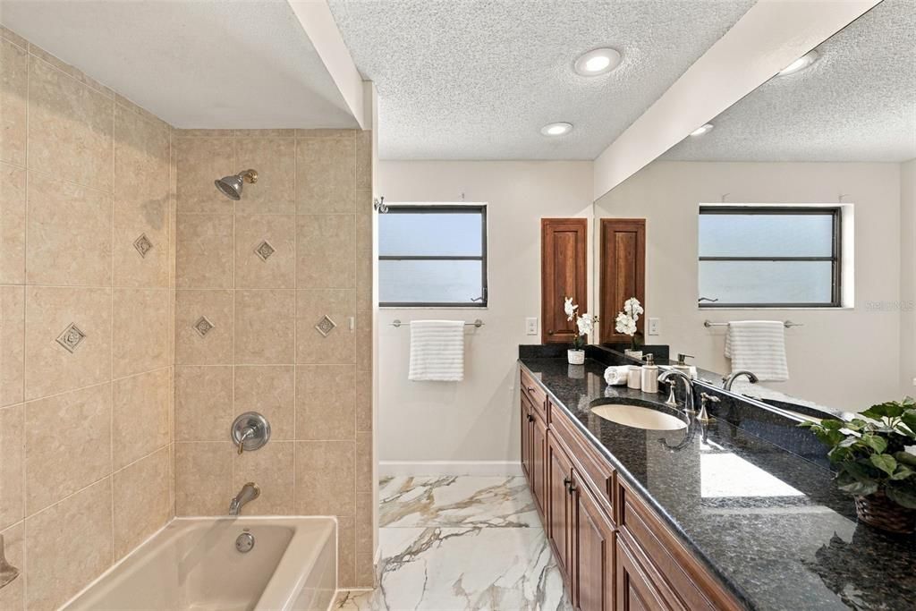 For Sale: $848,000 (4 beds, 2 baths, 2903 Square Feet)