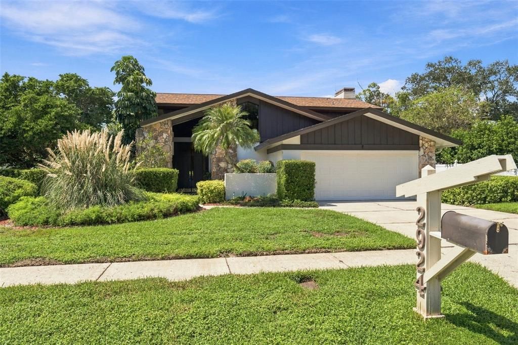 For Sale: $848,000 (4 beds, 2 baths, 2903 Square Feet)