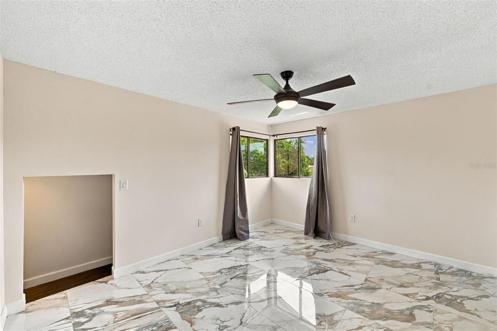 For Sale: $848,000 (4 beds, 2 baths, 2903 Square Feet)