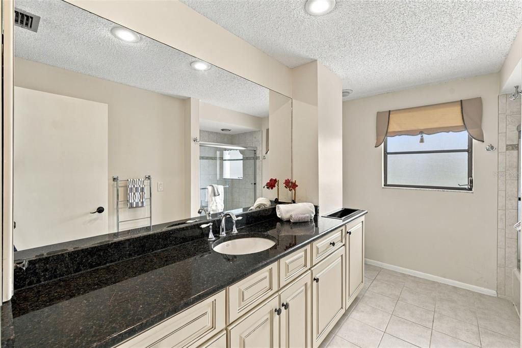 For Sale: $848,000 (4 beds, 2 baths, 2903 Square Feet)