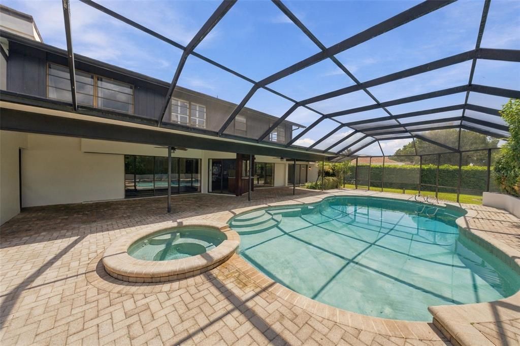 For Sale: $848,000 (4 beds, 2 baths, 2903 Square Feet)