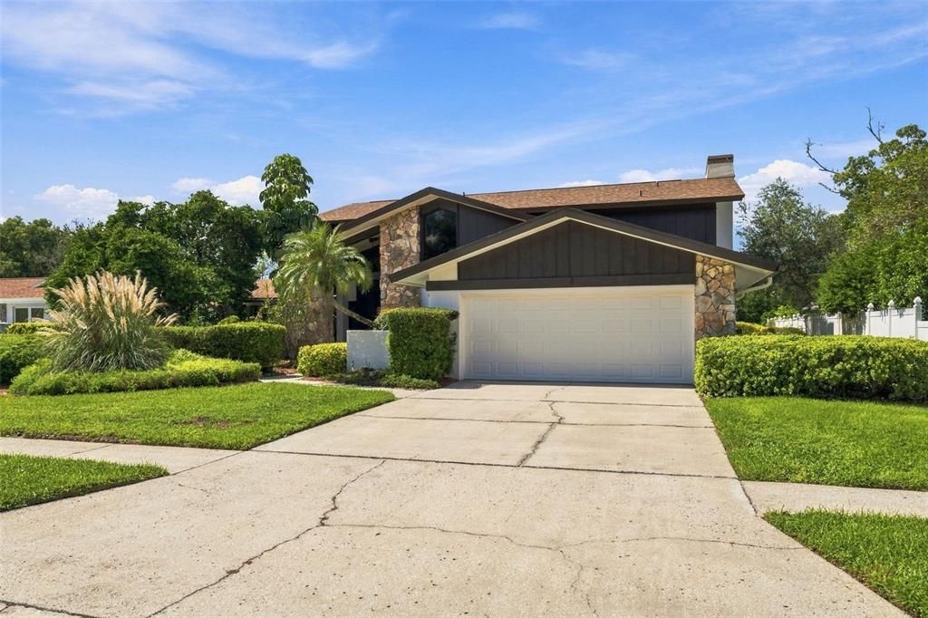 For Sale: $848,000 (4 beds, 2 baths, 2903 Square Feet)