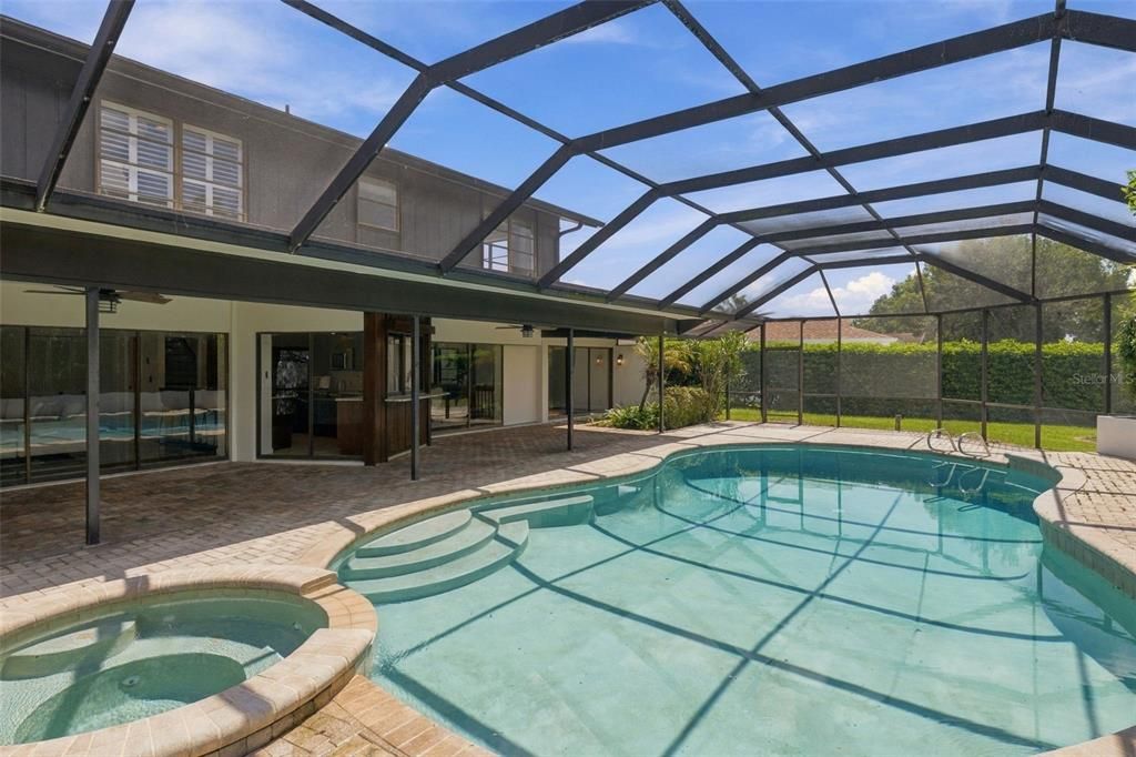 For Sale: $848,000 (4 beds, 2 baths, 2903 Square Feet)
