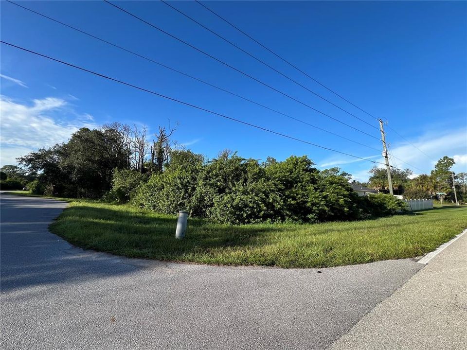 En Venta: $35,000 (0.32 acres)