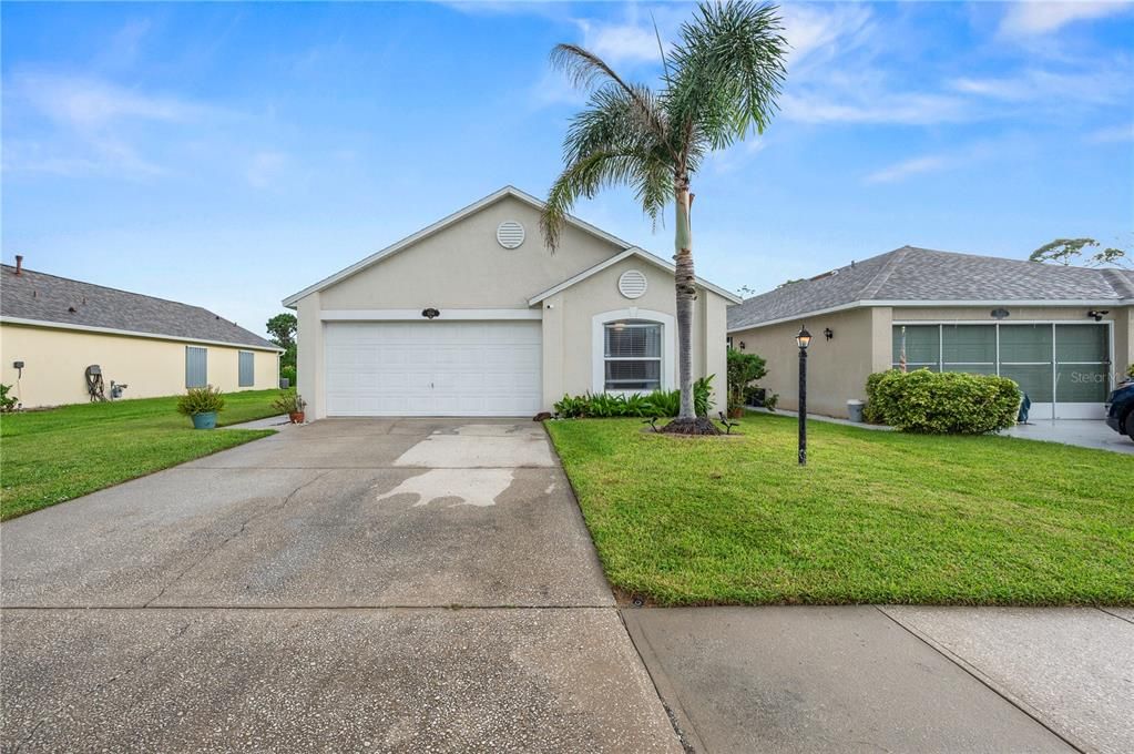 For Sale: $299,900 (3 beds, 2 baths, 1292 Square Feet)