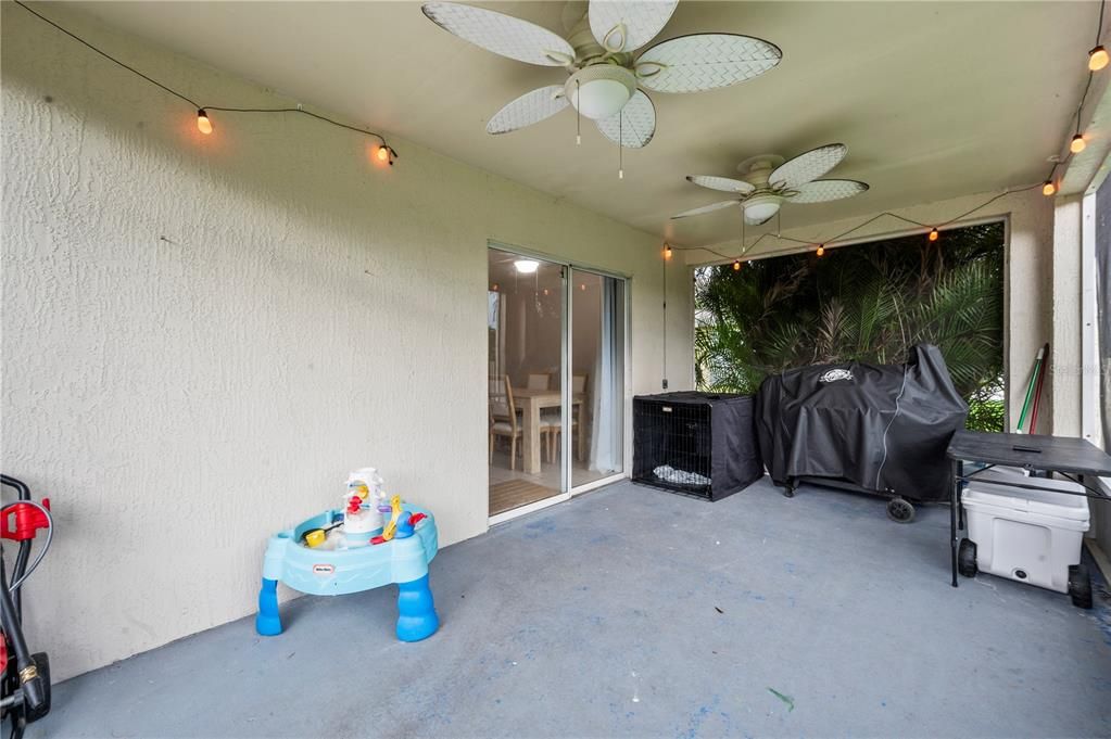 For Sale: $299,900 (3 beds, 2 baths, 1292 Square Feet)