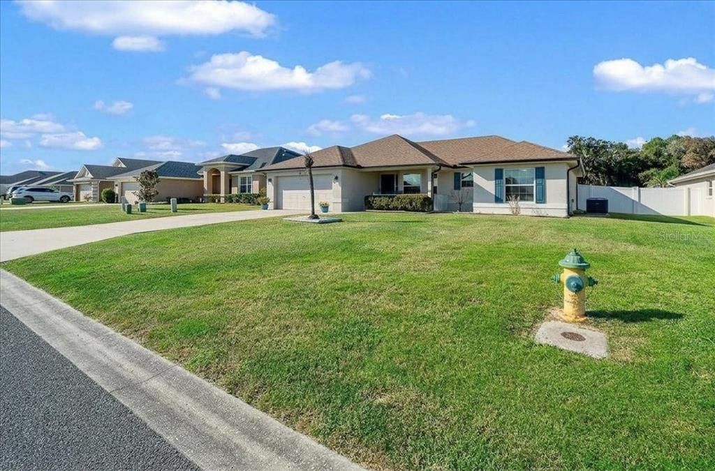 En Venta: $370,000 (3 camas, 2 baños, 1545 Pies cuadrados)