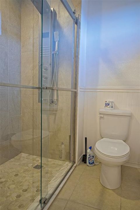 En Venta: $449,900 (5 camas, 3 baños, 2852 Pies cuadrados)