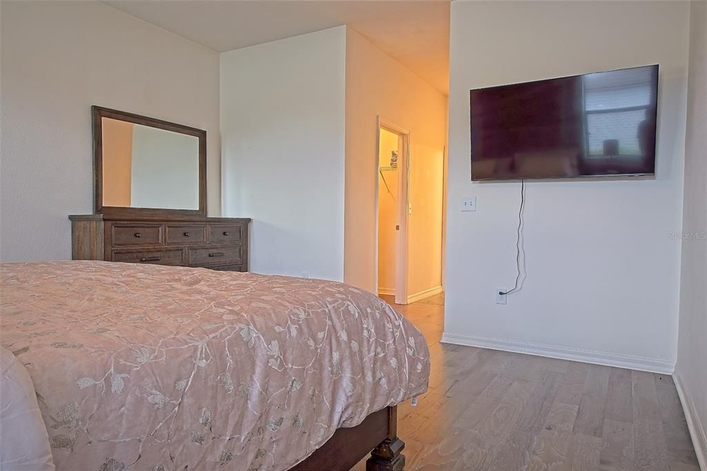 En Venta: $449,900 (5 camas, 3 baños, 2852 Pies cuadrados)