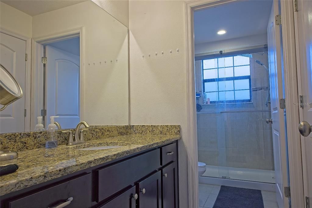 En Venta: $449,900 (5 camas, 3 baños, 2852 Pies cuadrados)