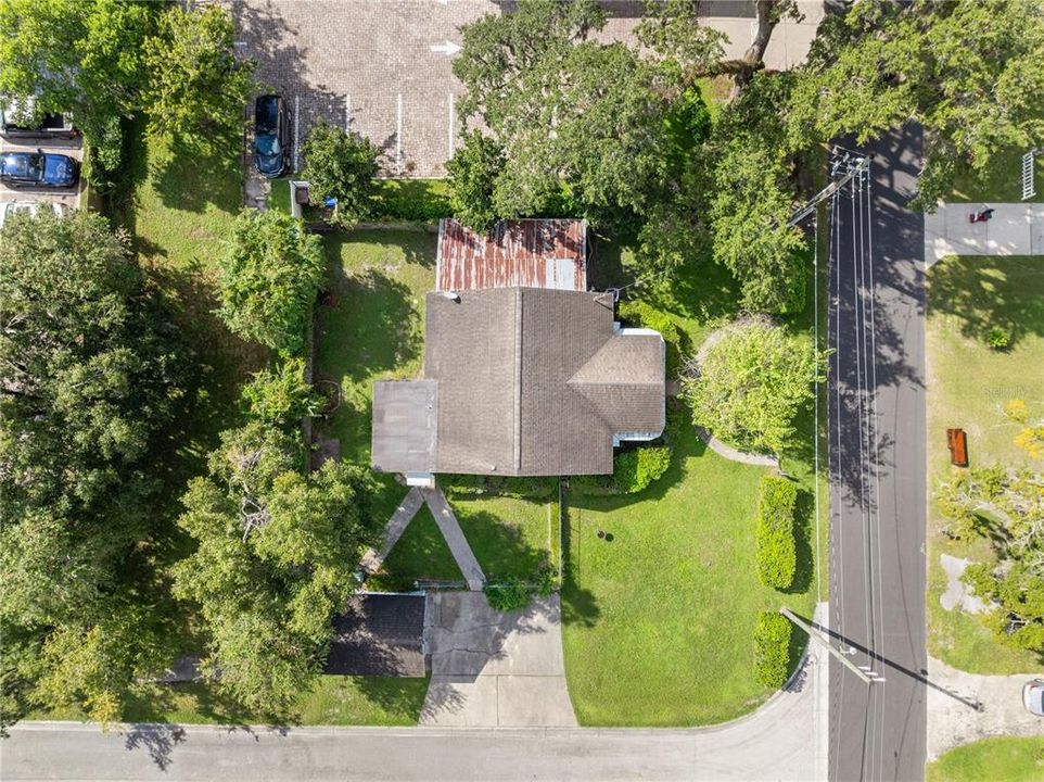 For Sale: $250,000 (2 beds, 1 baths, 1048 Square Feet)
