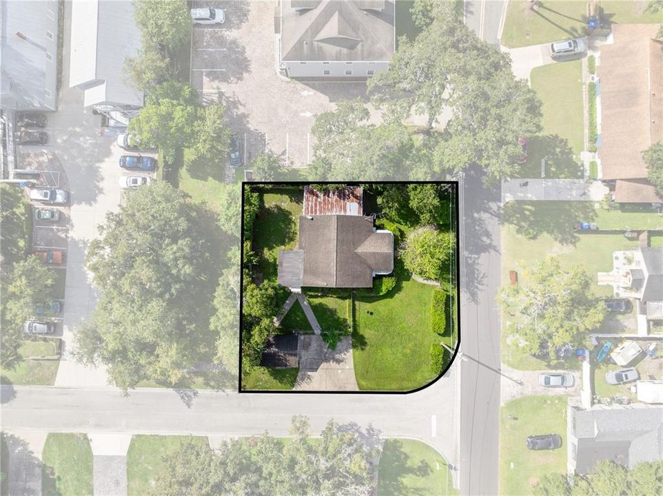 For Sale: $250,000 (2 beds, 1 baths, 1048 Square Feet)