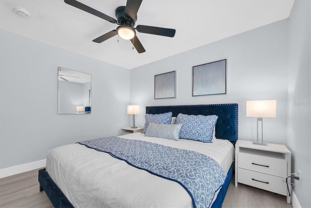 For Sale: $500,000 (4 beds, 2 baths, 1579 Square Feet)