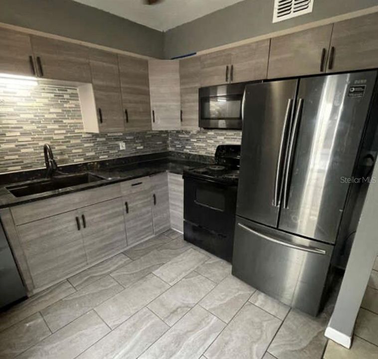En Venta: $158,000 (2 camas, 1 baños, 1177 Pies cuadrados)