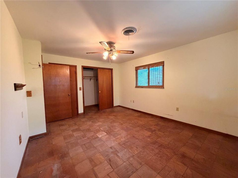 En Venta: $375,000 (2 camas, 1 baños, 1200 Pies cuadrados)