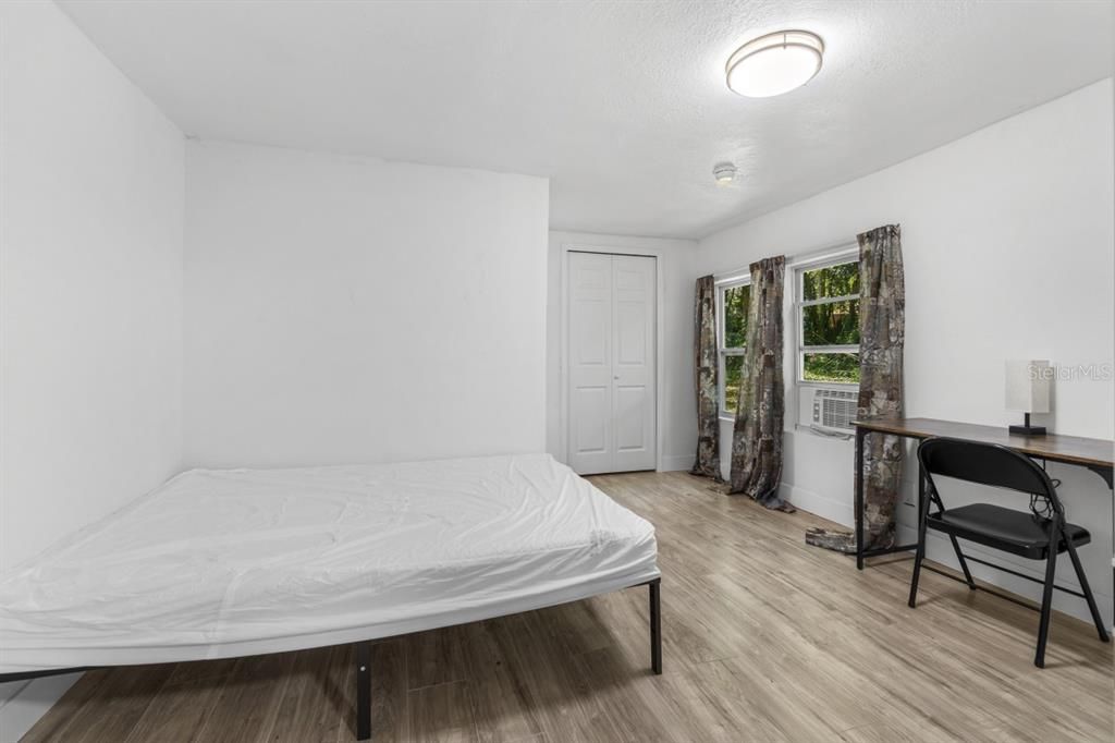 En Venta: $239,900 (12 camas, 0 baños, 1786 Pies cuadrados)