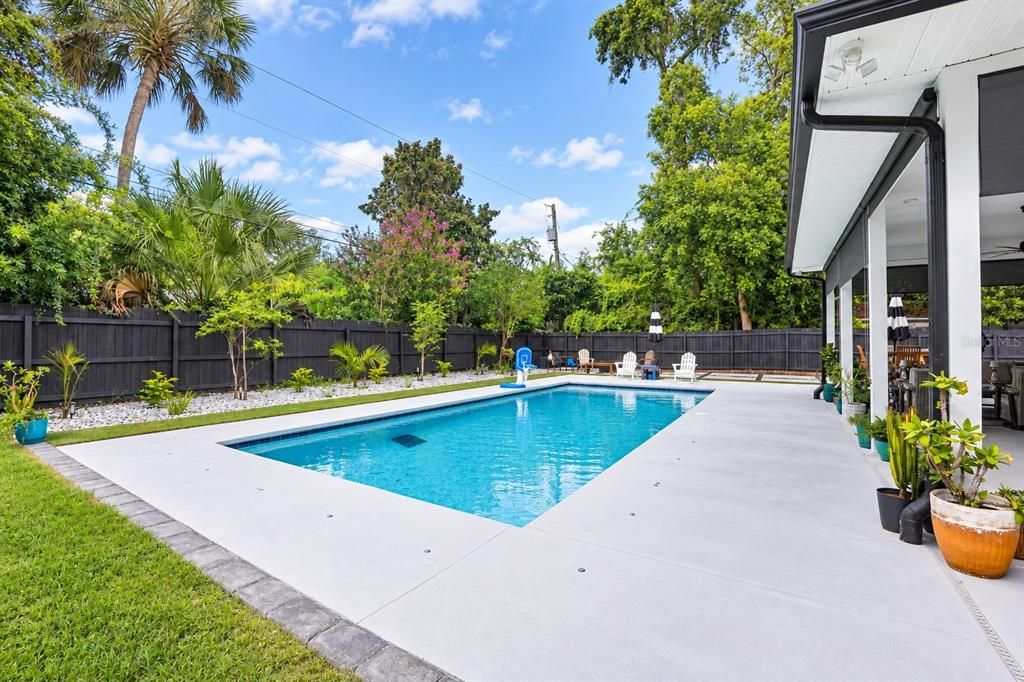 En Venta: $865,000 (4 camas, 3 baños, 2197 Pies cuadrados)