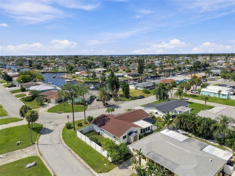 : $309,999 (3 спален, 3 ванн, 1701 Квадратных фут)
