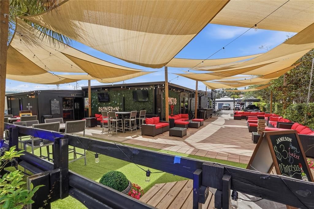 For Sale: $420,000 (2 beds, 2 baths, 1335 Square Feet)