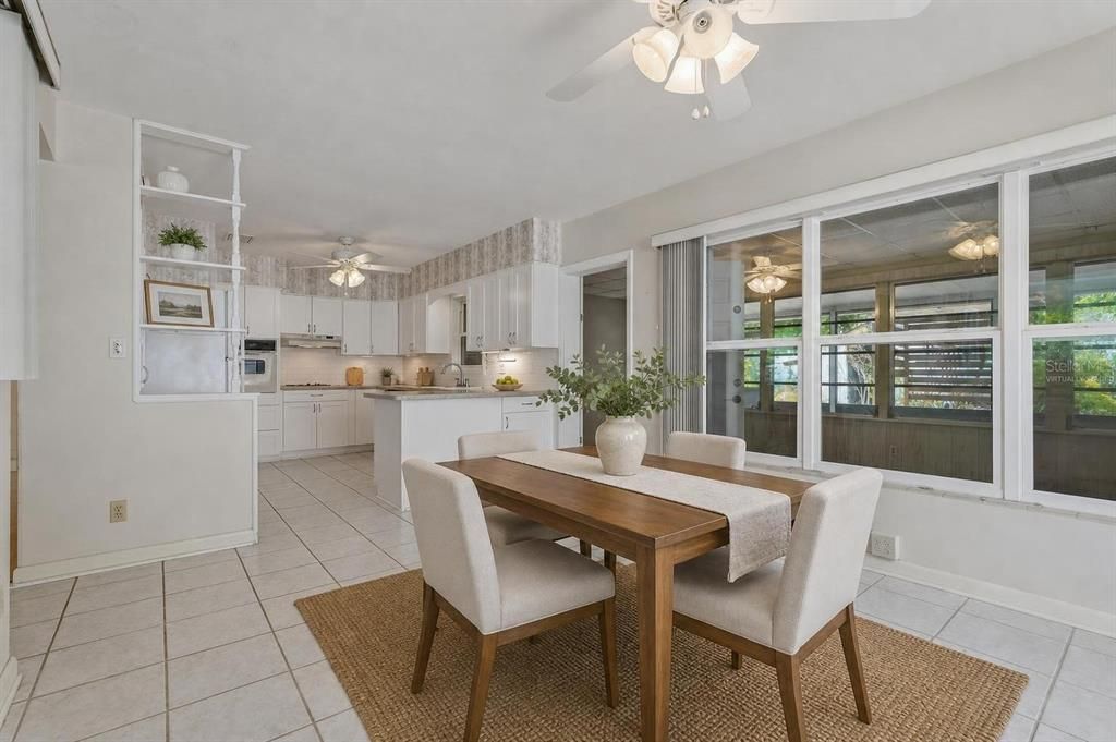 For Sale: $420,000 (2 beds, 2 baths, 1335 Square Feet)