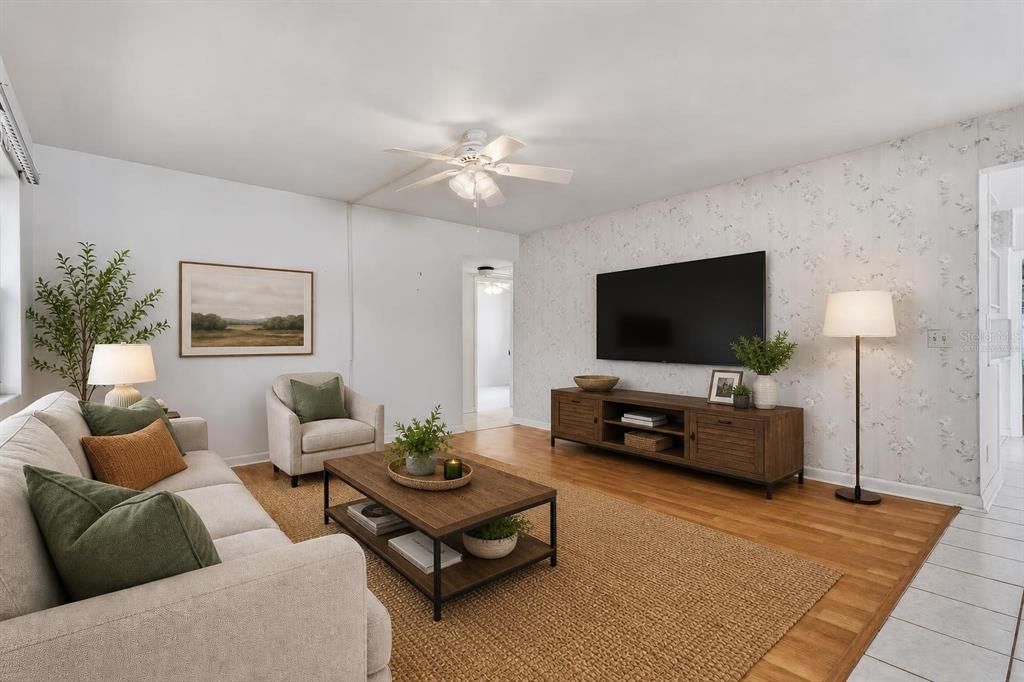 For Sale: $420,000 (2 beds, 2 baths, 1335 Square Feet)
