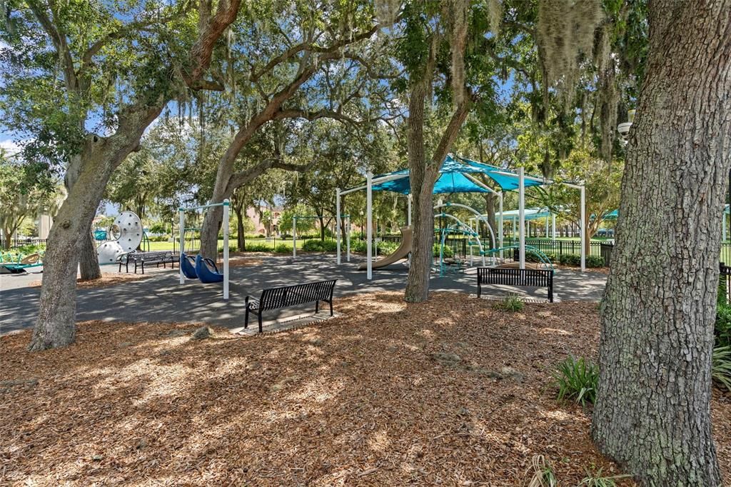 For Sale: $425,000 (2 beds, 2 baths, 1361 Square Feet)