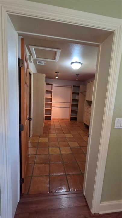 For Rent: $1,750 (2 beds, 2 baths, 1830 Square Feet)