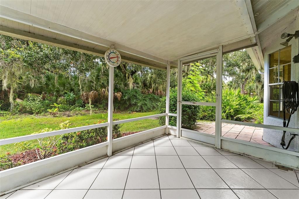 En Venta: $299,900 (2 camas, 2 baños, 1673 Pies cuadrados)