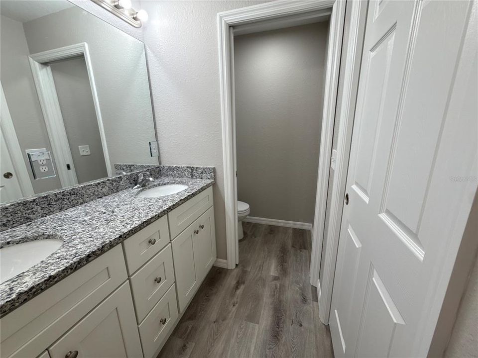 For Rent: $1,650 (3 beds, 2 baths, 1319 Square Feet)