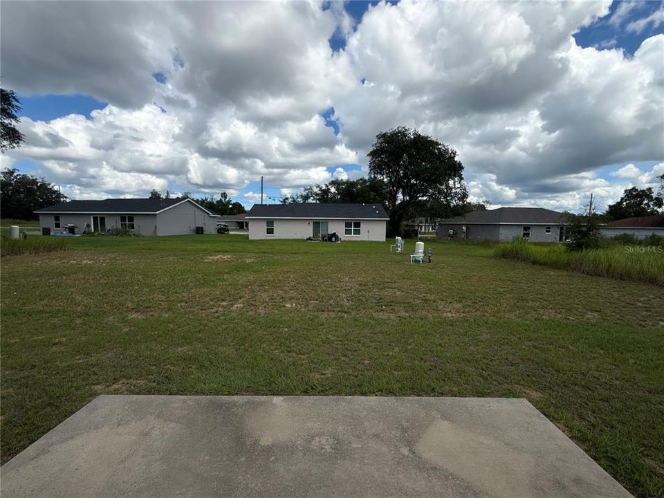 For Rent: $1,650 (3 beds, 2 baths, 1319 Square Feet)