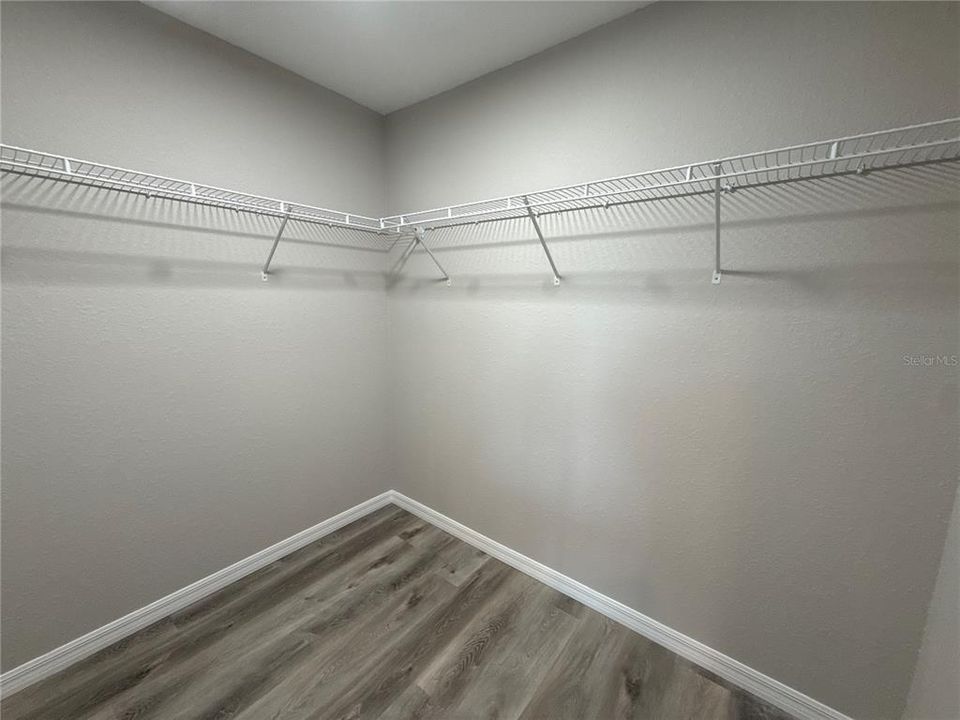 For Rent: $1,650 (3 beds, 2 baths, 1319 Square Feet)