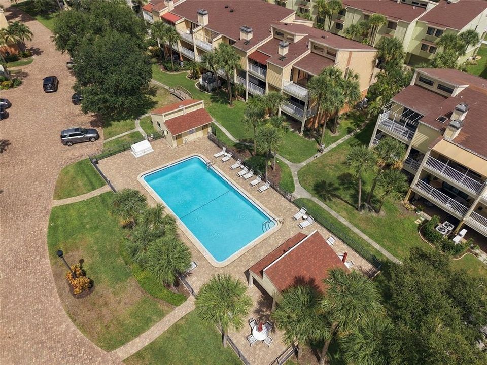 For Sale: $603,000 (2 beds, 2 baths, 2025 Square Feet)