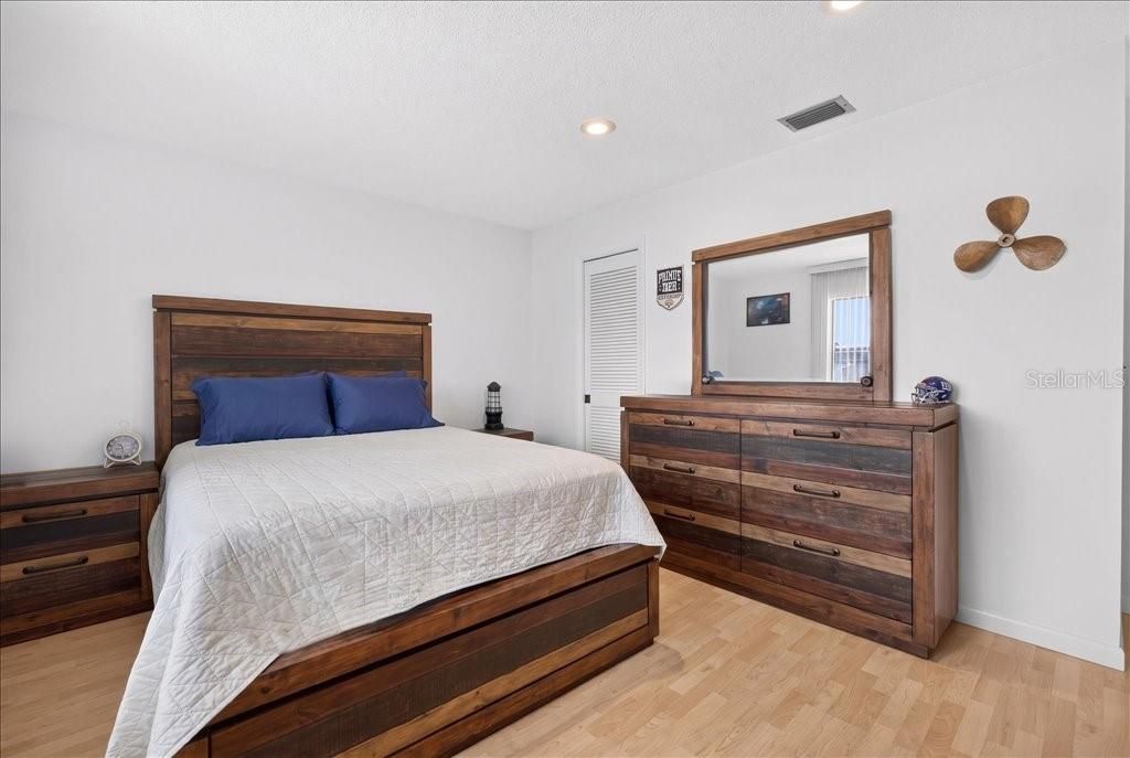 For Sale: $534,900 (3 beds, 2 baths, 1925 Square Feet)