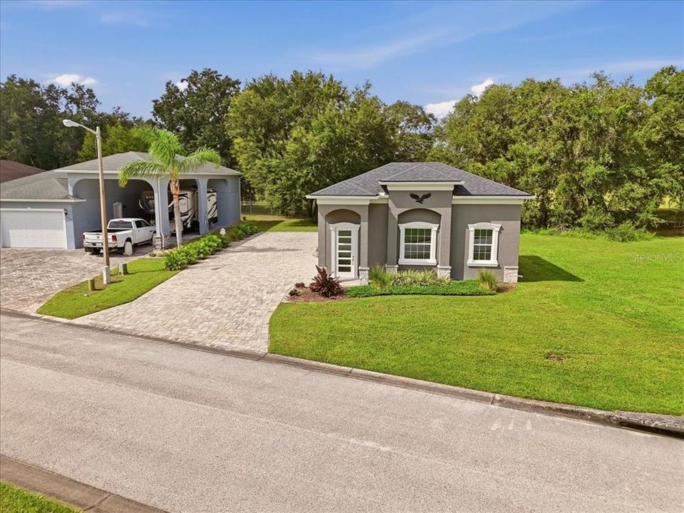 待售: $259,000 (0.21 acres)