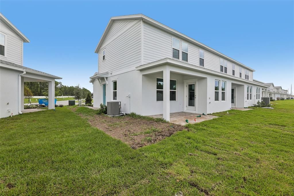 На продажу: $329,990 (3 спален, 2 ванн, 1469 Квадратных фут)