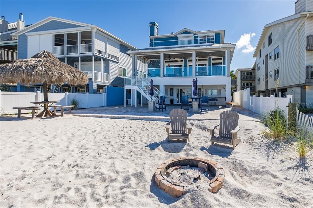 For Sale: $5,995,000 (6 beds, 5 baths, 4140 Square Feet)