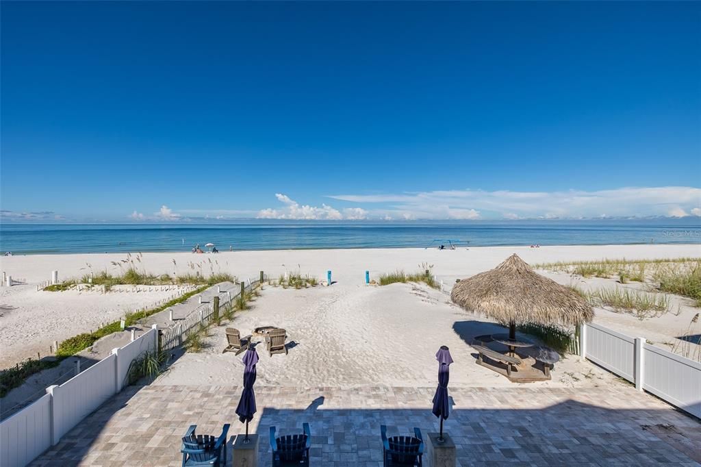 For Sale: $5,995,000 (6 beds, 5 baths, 4140 Square Feet)