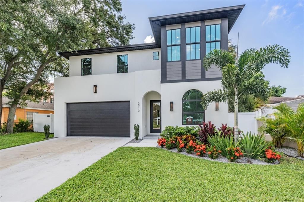 For Rent: $6,100 (4 beds, 3 baths, 3060 Square Feet)