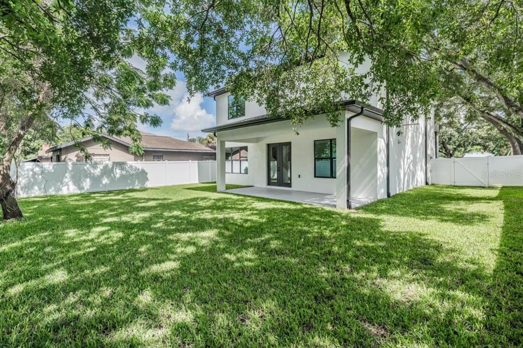 For Rent: $6,100 (4 beds, 3 baths, 3060 Square Feet)