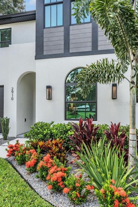 For Rent: $6,100 (4 beds, 3 baths, 3060 Square Feet)